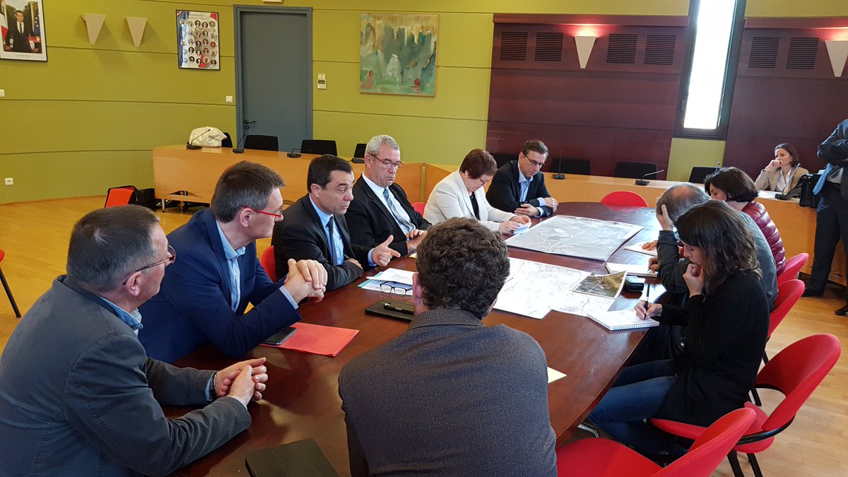 a_leboeuf's tweet image. Au #Poiré sur Vie, les travaux vont débuter pour réaliser la 2ème section du #contournement, correspondant à la déviation du Beignon Jauffrit. #Désenclavement #Infrastructures @YvesAuvinet @DepVendee