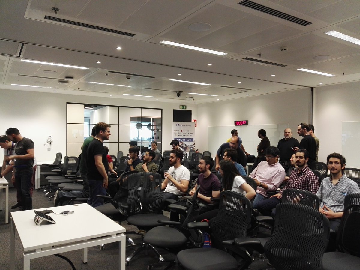 inavarromartin's tweet photo. Apunto de empezar el meetup de Spark en @HomeAwayES https://t.co/21zwSk8cbc
