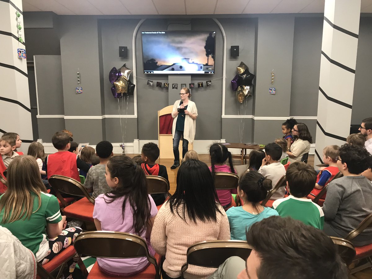 HBCCathedral's tweet photo. Awana Awards!! We love Awana nights on Wednesday’s and seeing how much the kids love it too! Who is signing up their kids when Awana’s starts back up in September? #awana #forchicago #awardsnight https://t.co/OGl3jXqUym