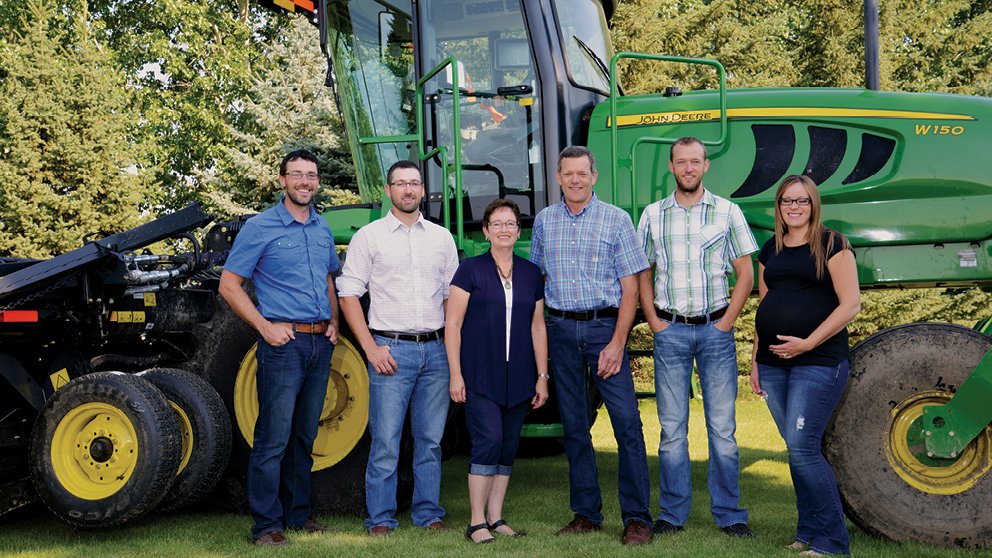 FCCagriculture's tweet image. “For us, it’s not a one or two-year thing. We’ve been talking about this and working on it for 10 or 12 years now.” Read the Stamp’s transition story. #LetsTalkTransition #CdnAg fcc-fac.ca/en/ag-knowledg…