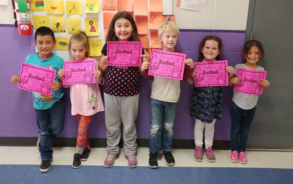 SzobotasClass's tweet photo. 6 students passed our April goal of 80 for our sight words! These kids are amazing! #FES2017 #FESFamily17 https://t.co/xqGSt0DP17