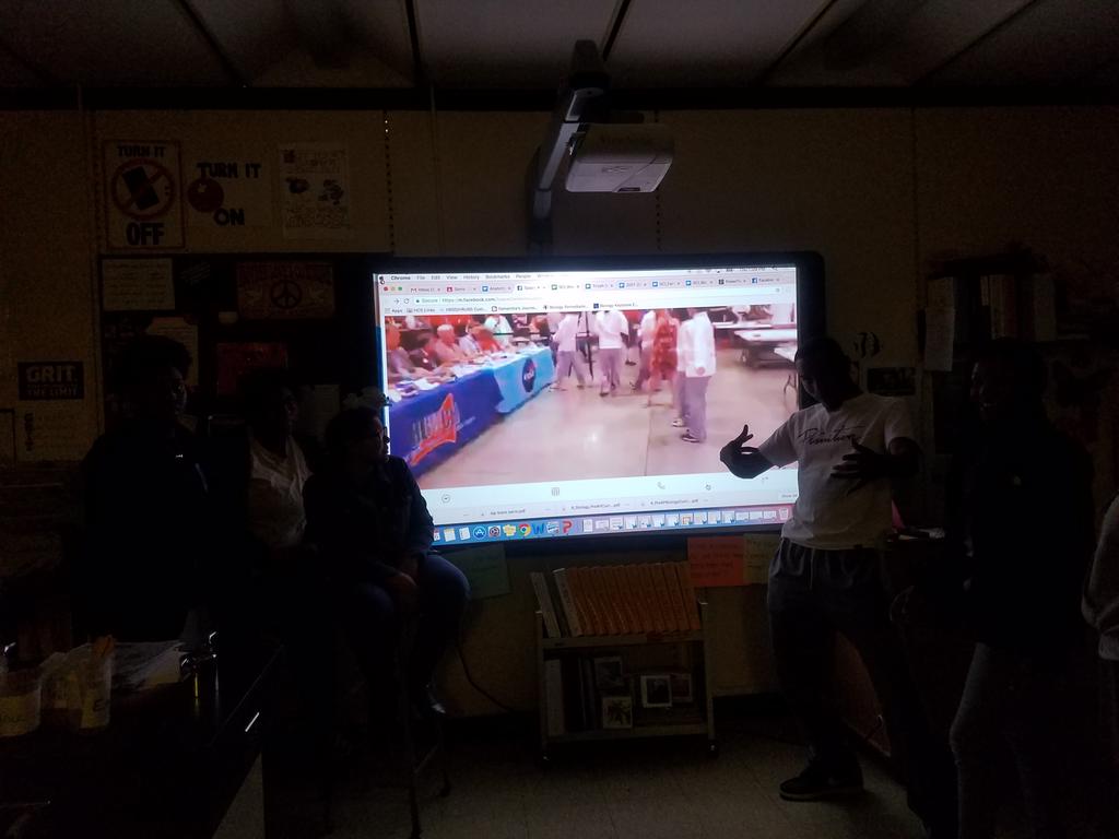 FitMermaid613's tweet photo. Watching our classmates compete live in the NASA HUNCH culinary competition in Texas! Go PHS!  @HCS_ScienceDept @LaurieMBolt @HCS_AoH @LearningKate @PhoebusHS1 @VTLeadership https://t.co/vNVmjAruGg