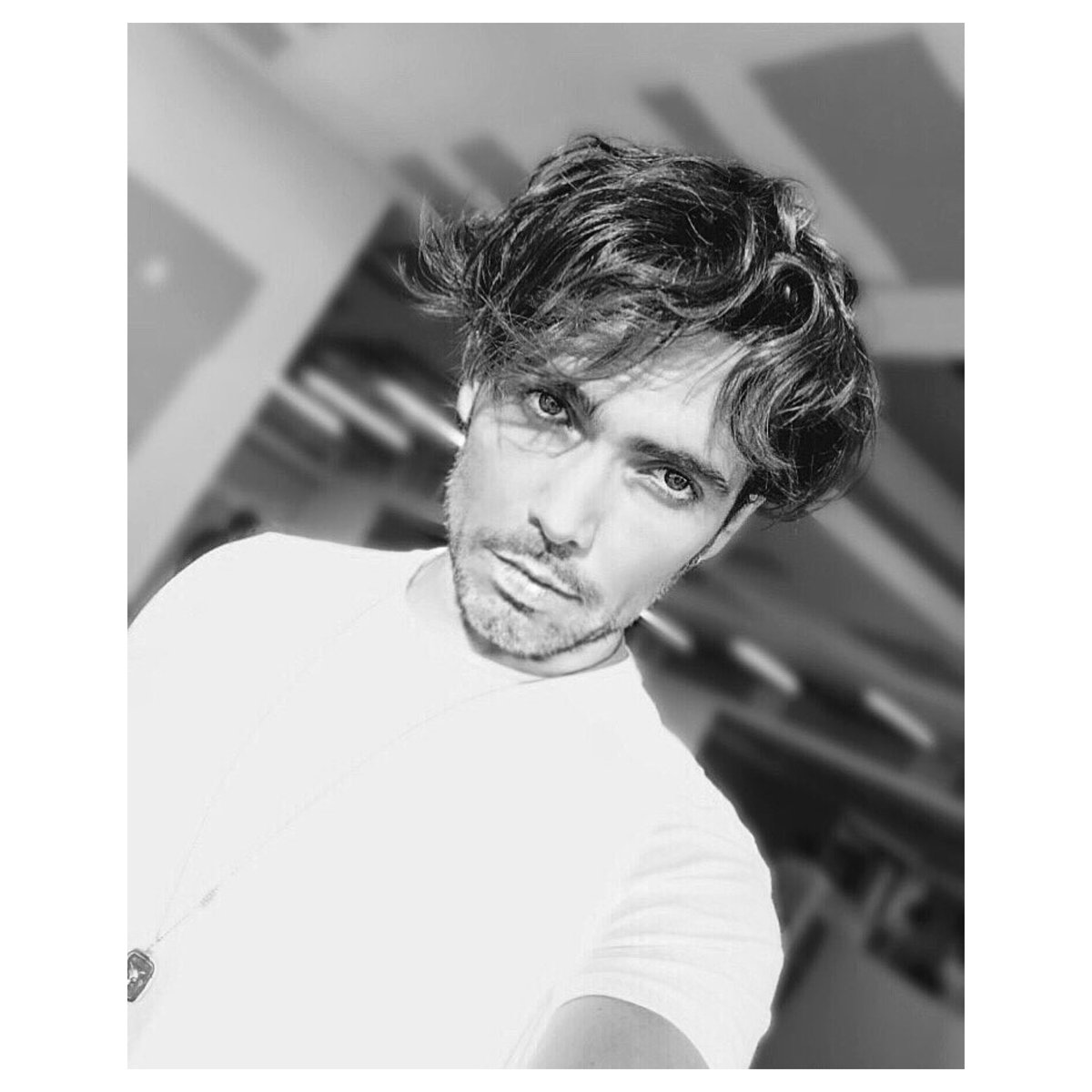 La fotografia es un secreto de un secreto. 
Cuanto mas te dice, menos sabes.