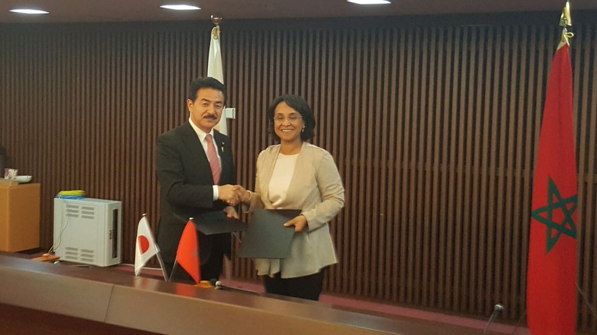 MarocDiplomatie's tweet photo. 4ème session de la #commission_mixte #Maroco_Japonaise 🇲🇦🇯🇵 co-présidée par la secrétaire d’Etat, Mme Mounia Boucetta et le ministre délégué auprès du Ministre des Affaires étrangères du #Japon, S.E.M. @SatoMasahisa à #Tokyo
#Morocco #MAECI #Japan https://t.co/1PeKakNLO3