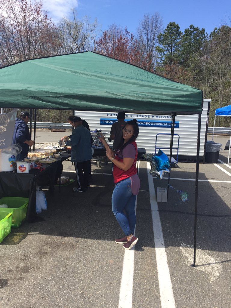 Pro Appreciation Day 1862. Saying Thank you to our Pro's and building new relationships!!!! #lowes1862 @JaneenV0516 <a href="/JStoreys/">John Storey</a> #Readyto Disrupt #market1230