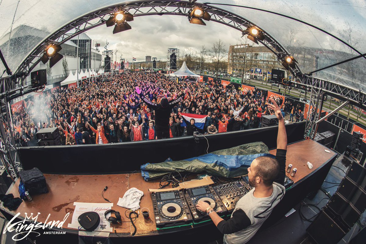 Morgen mogen we weer!! Koningsdag 2018!! 👑 https://t.co/m875VUBZIa