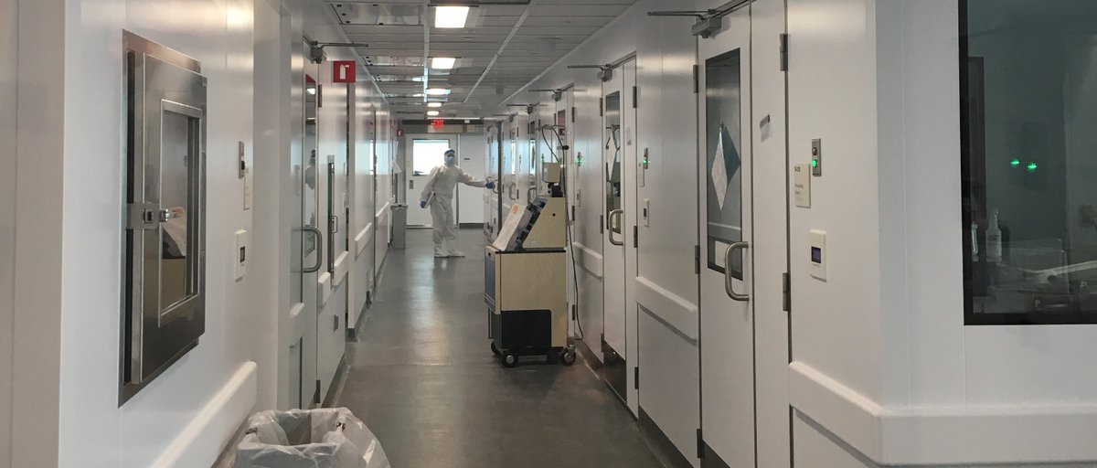 CEMagazineUS's tweet photo. Cleanroom Snapshot: Novartis-Penn Center for Advanced Cellular Therapeutics @cannondesign @PennMedicine https://t.co/QGM47gv0I9 #2018LDC https://t.co/2v8wBrkNPH