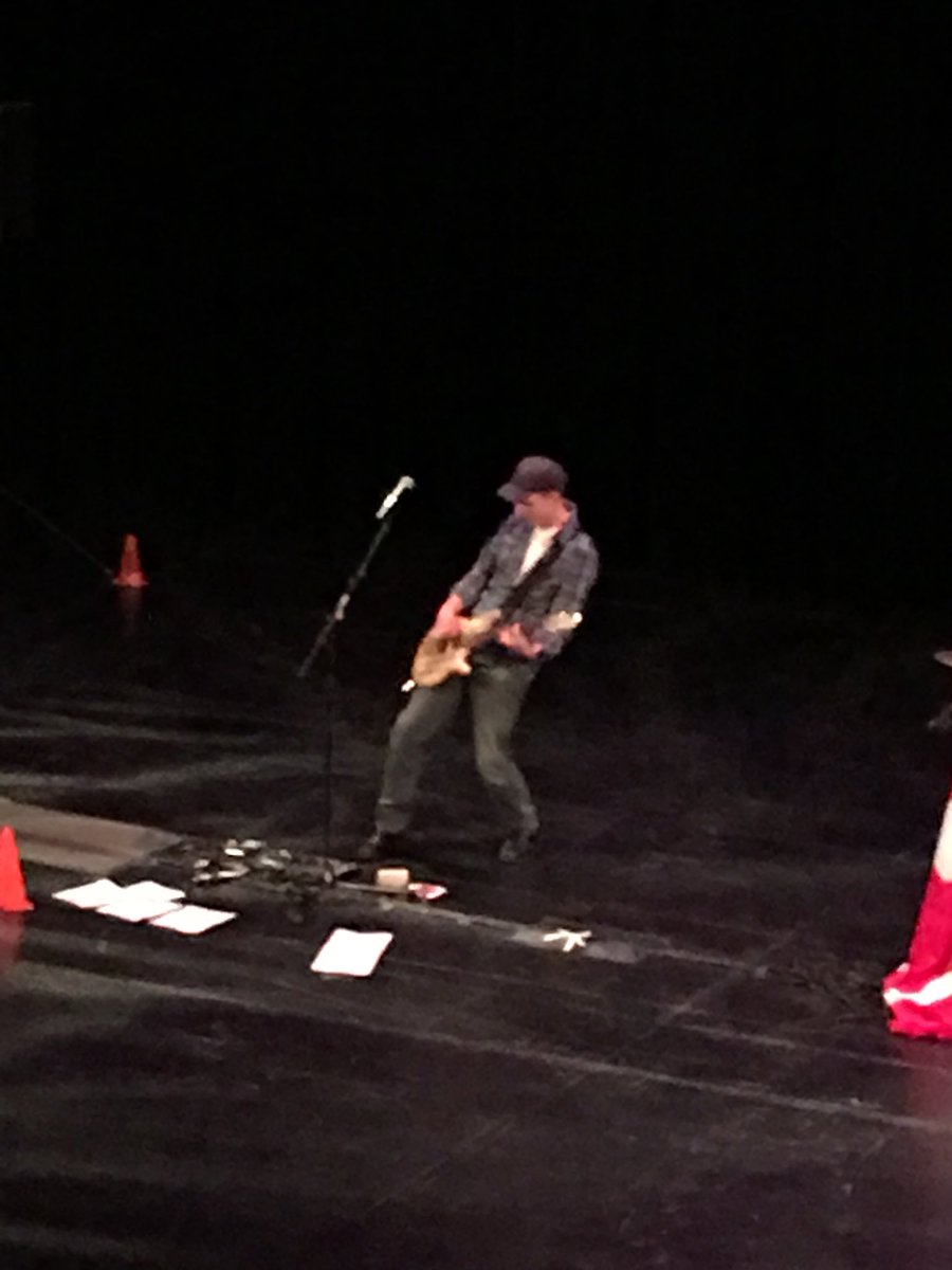 JELCSomerset's tweet photo. Our Grade 4 and Grade 5 students had a great time at the Gregg LeRock concert!  We were the most enthusiastic school.  Merci, Madame! 😀 @SomersetPS https://t.co/QCf2SSHusc