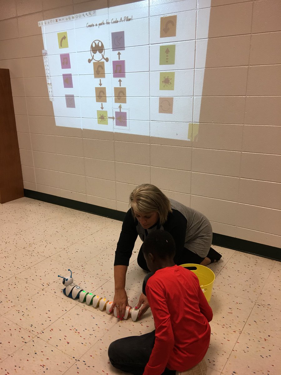 JDCSNews's tweet photo. Kindergarten students learning to code with Mrs. Rhonda and our Code-a-Pillar #jdcsprimary #jdcspride https://t.co/mgPggCSddC