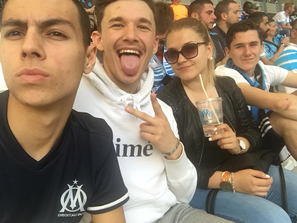 Shuuax's tweet photo. Jean michel Aulas on vas tout casser chez toi #MONOMFCS https://t.co/cstvBIZZWg