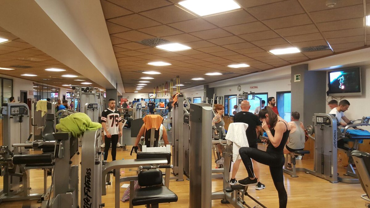 Ambientazo en <a href="/Avanzafitness/">Avanzafitness</a>! ¿Eres socio del club deportivo de moda?