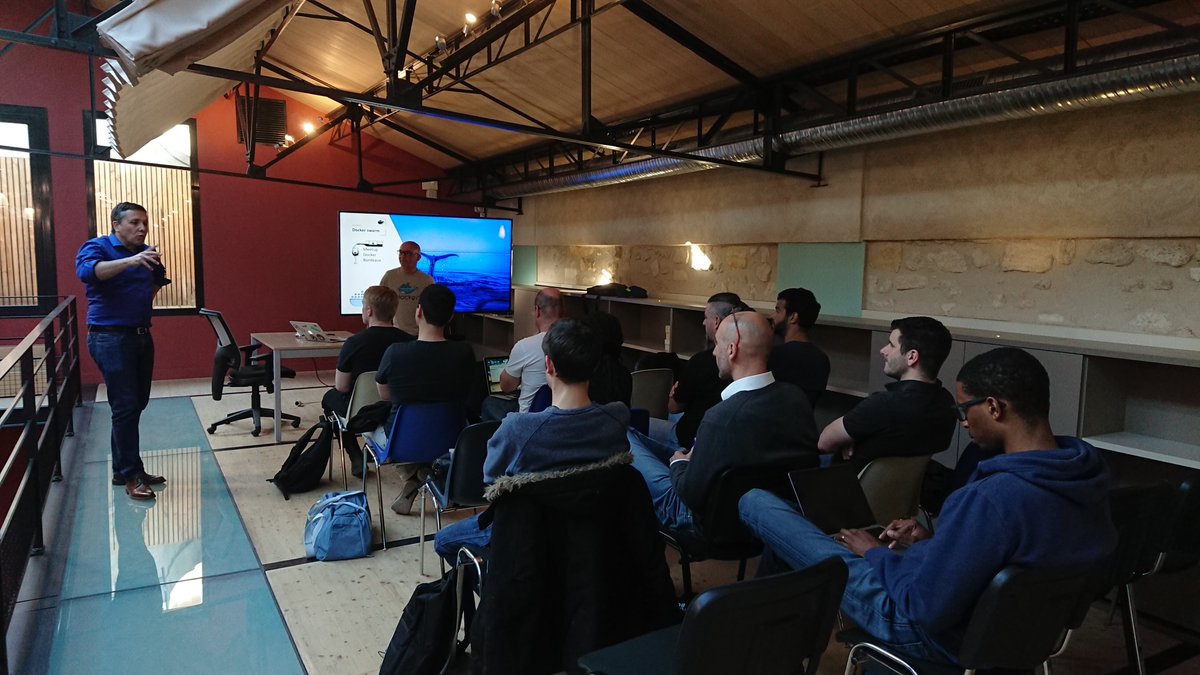 DockerBordeaux's tweet photo. Début du meetup swarm avec @itwars dans les très beaux locaux de @NP6_Group https://t.co/sHGsoInt5U