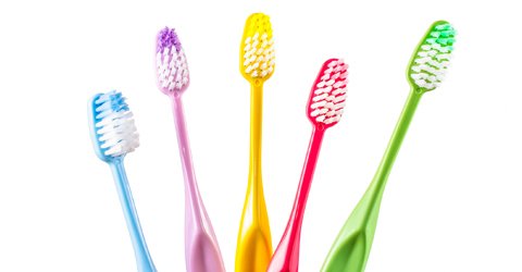 AmerDentalAssn's tweet photo. 10 things you didn't know about your toothbrush https://t.co/Szwr3WnBkI https://t.co/6Hfa8toH9s