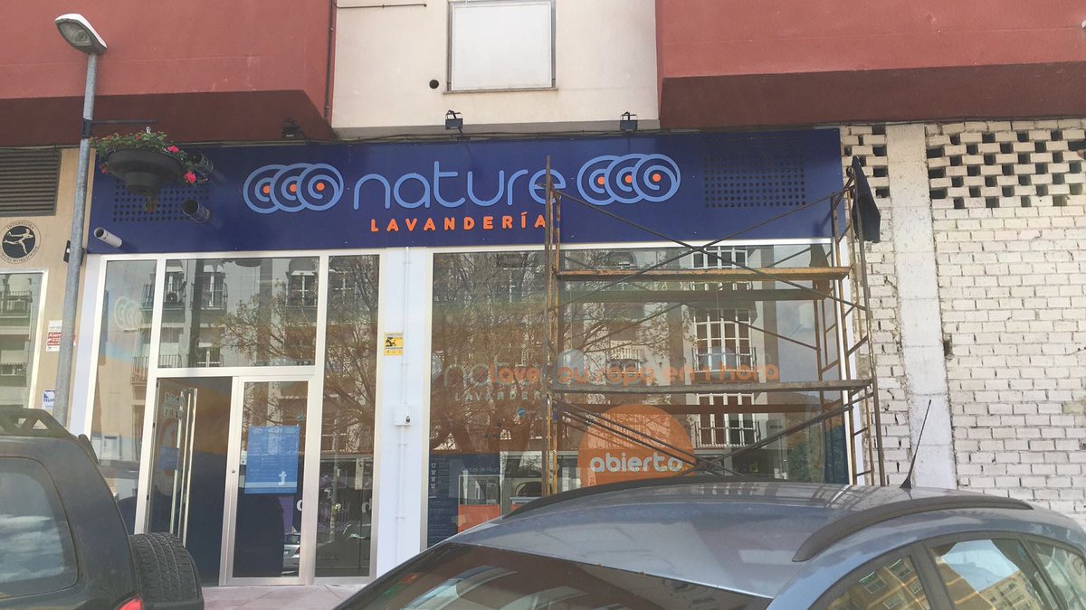 Nos encanta como ha quedado la nueva lavandería <a href="/NLavanderia/">nature lavandería</a> de Loja (Granada) 
Cada vez más equipos <a href="/GirbauGroup/">Girbau</a> en #autoservicio