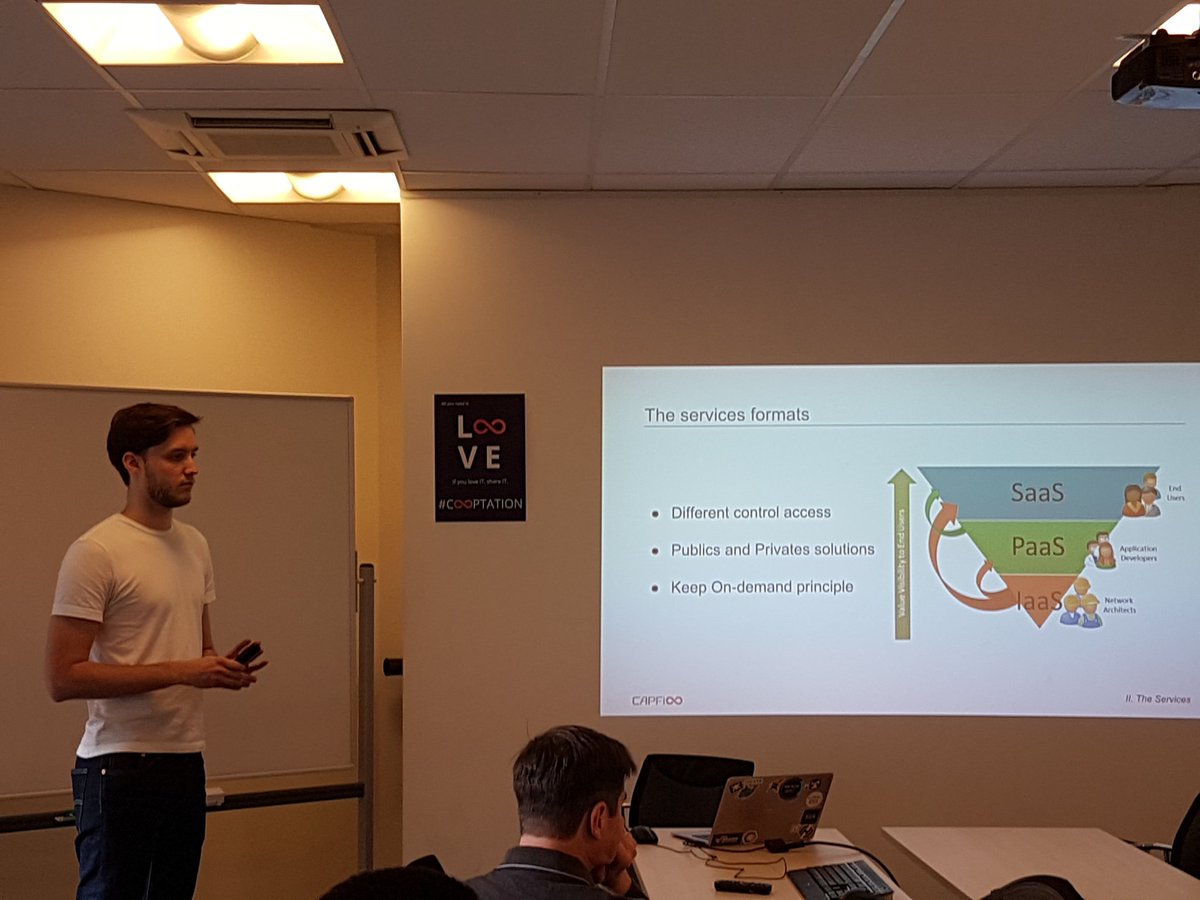 kevinrecrut's tweet photo. Workshop #cloud #computing 🌐☁avec Benjamin ce soir chez @Cap_Fi @6eme_Sens . Pertinent, intéressant et bien expliqué. Merci ! 😀😀 #azure #GCP #AWS https://t.co/MqlptQLhbG