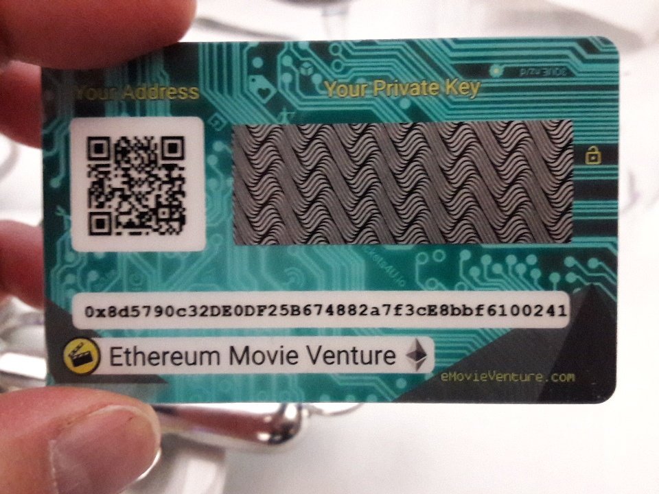 ThomasB48136457's tweet photo. Hab gerade von #EMV ein cooles Kinotickets gekriegt. Danke Dominic für den coolen Vortrag! https://t.co/I4sSsw7KSI