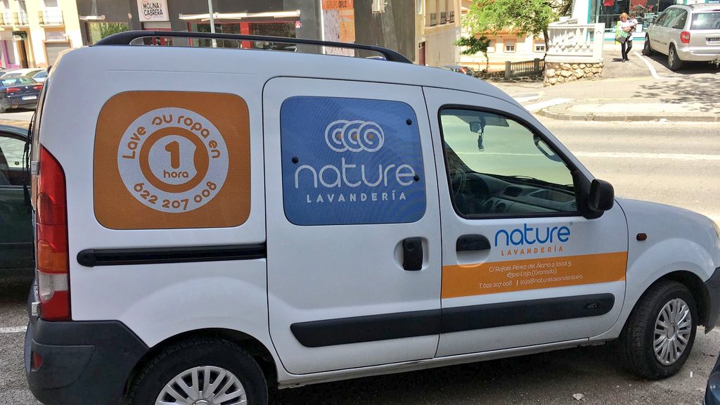 Y esta Lavandería está motorizada 🚗
¡La furgo rotulada ha quedado muy chula!
<a href="/GirbauGroup/">Girbau</a> a todo gas 🤣🤣🤣