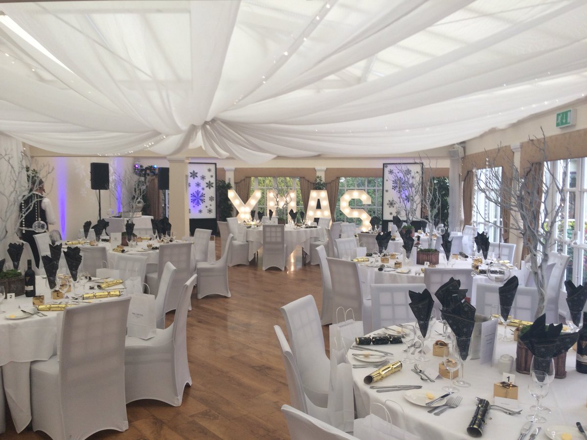 Is it ever too early to celebrate Christmas?? 🎉🎄🎅
BV team are celebrating Christmas with <a href="/MereCourtHotel/">Mere Court Hotel</a>