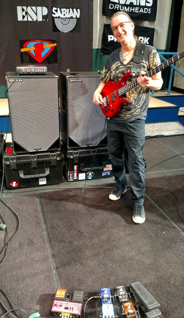 genzleramps's tweet photo. The incomparably funky Doug Johns with his full Genzler Amplification rig at the recent Midwest Rhythm Summit, sponsored in part by Bass Gear Magazine! #dougjohns #genzleramps #bassgearmag https://t.co/z8QGIXvFca