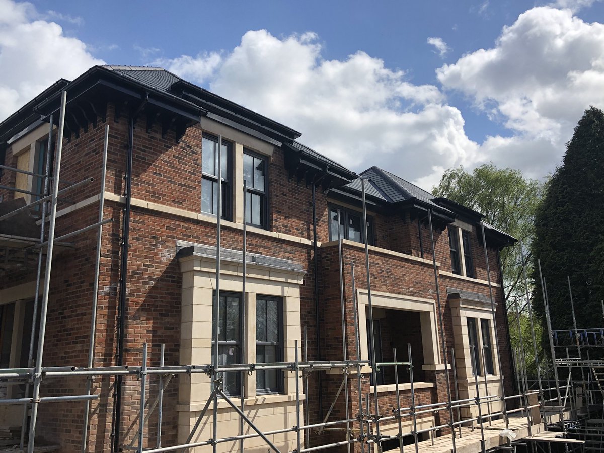 Artezgroup's tweet photo. Site visit this afternoon to the beautiful #berkeleyhouse #chapellane #wilmslow for @Eventusgroup working with @maisonIOM https://t.co/yDVzKHu5Ol