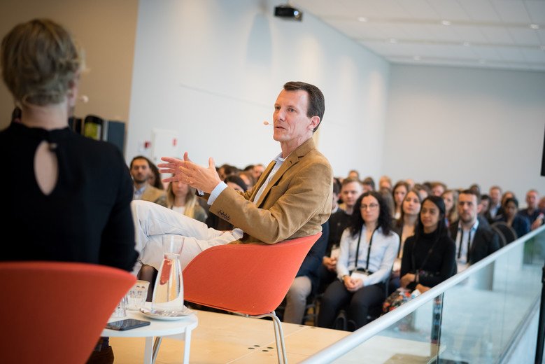 HRHprincesMarie's tweet photo. HRH Prince Joachim attended the "International Talent Conference 2018
On April 25 2018 HKH Prince Joachim participated as the protector of the Goodwill Ambassador Corps of Copenhagen at the International Talent Conference 2018

The conference took place at Rambøll in Copenhagen https://t.co/pVYVSmqlMZ