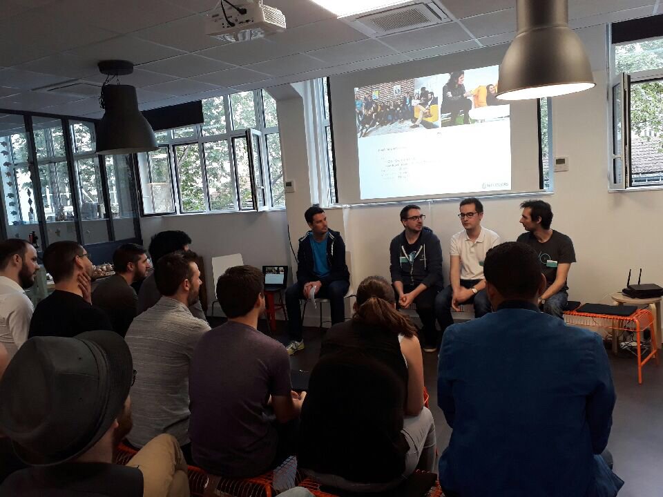 TechDoorsLive's tweet image. L&apos;équipe tech de @Keecker prend la relève et parle de son robot capable d&apos;évoluer de manière autonome pour offrir divertissement, confort et sécurité dans une maison. En exclu nous apprenons les fonctionnalités qui seront implémentées prochainement ! 💫🤖 Super talk, merci !