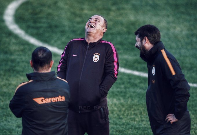 Beşiktaş, 3 Mayıs’ta oynanacak Fenerbahçe derbisine çıkmama kararı aldı.