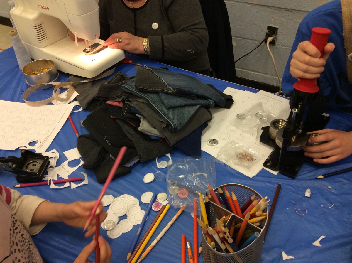 McMBusinessDay's tweet photo. #upcyclegenius Students can purchase custom upcycled bags made of recycled clothes, custom buttons , and a fun online interactive adventure using the @MetaverseApp ! #mcmbizday @tdsb @TDSB_STEM @TLPCanada #tdsbgc https://t.co/jmUANNfeG5