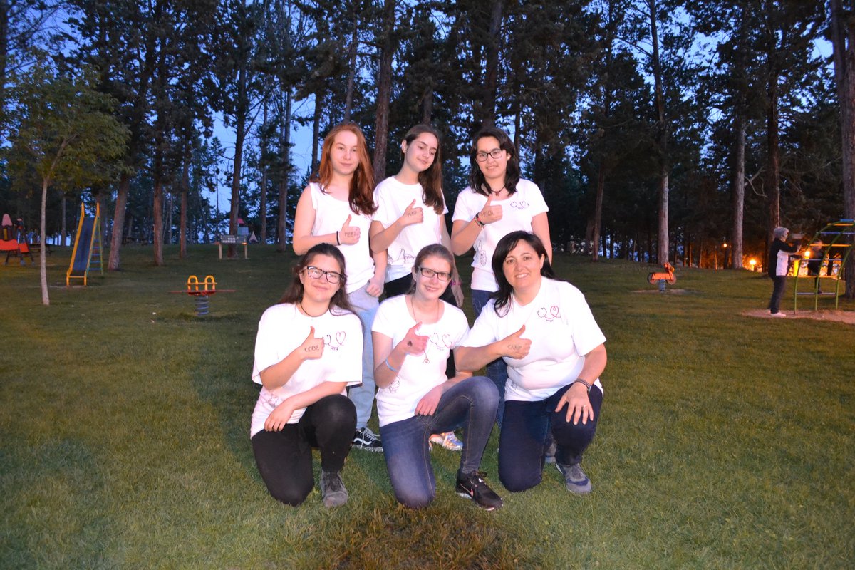 Badiverd's tweet image. Feliç dia de les nenes a les TIC. Feliç dia a #code4care .
Coratge i endavant amb lo que us agrada. Us imagineu poder fer el que us agrada i a més tenir-ne una recompensa econòmica!! Seia la hos... no?
#NoiesTIC #GirlsinICT #tremp #pallarsjussa #technovationchallenge