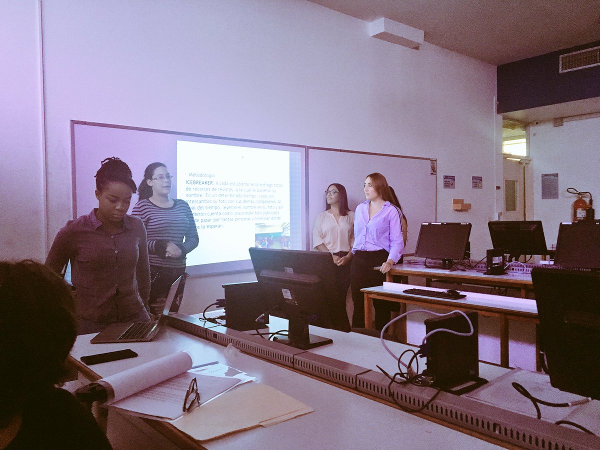 Elissaga's tweet image. El grupo #2 sustentó su proyecto sobre #geolocalización y temas relacionados con la privacidad.
#Perdig18 
#rrss 
#ComDigital