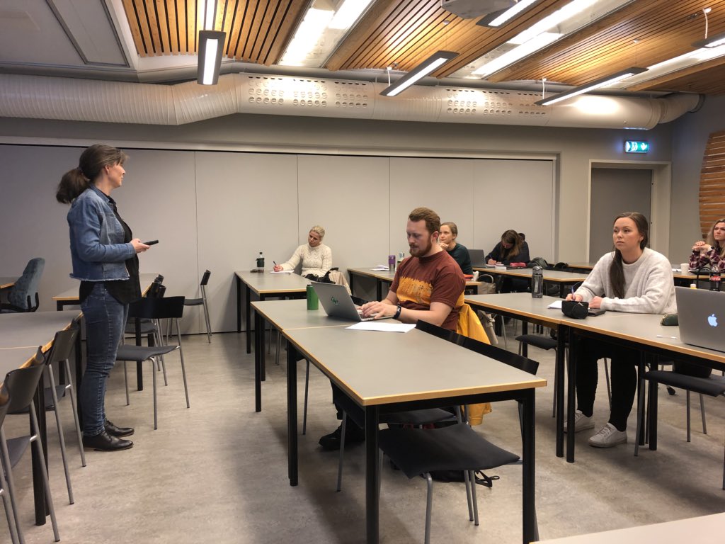 Masterstudenter på <a href="/HiMolde/">Høgskolen i Molde</a> sin SOL-master får nyttig kunnskap om en virkelig kompetanseklynge <a href="/i_kuben/">iKuben</a> <a href="/HildeAspas/">Hilde Aspås</a>