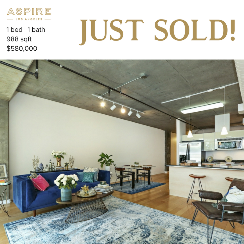 Aspire_LA's tweet photo. 🍾 JUST SOLD! A lovely condo with outside patio in Market Lofts! 🤝 We would like to thank our sellers and buyers for making this happen. Also, congratulations Letty and Andrew for closing this transaction! Sold for $580,00. Contact us for any questions about the market in #DTLA https://t.co/oEcTRrjEht