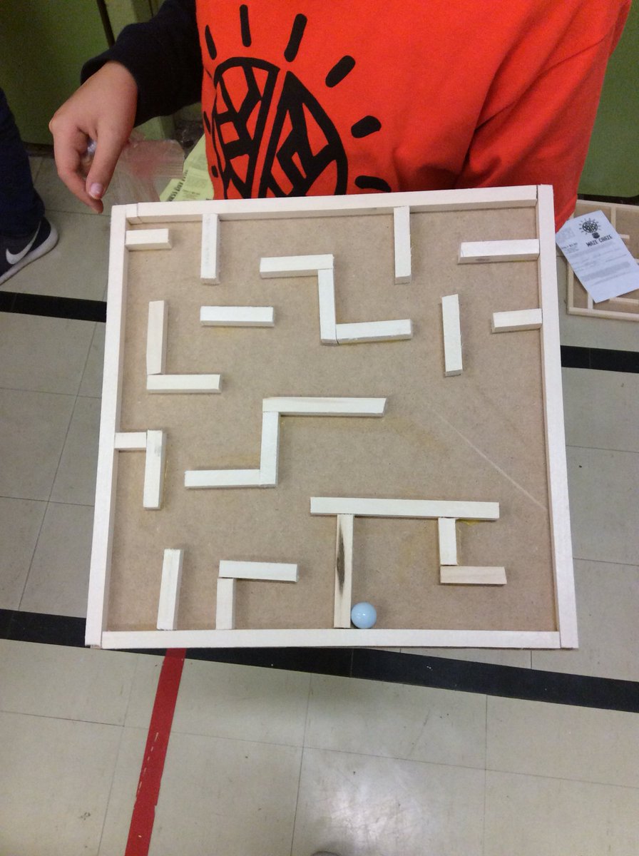 McMBusinessDay's tweet photo. #mazecraze Students can purchase fun mazes and try the hydraulic mazes to try to win them and enter the amazing raffle! #mcmbizday @tdsb @TDSB_STEM @TLPCanada #tdsbgc https://t.co/sgdfYhvsSO