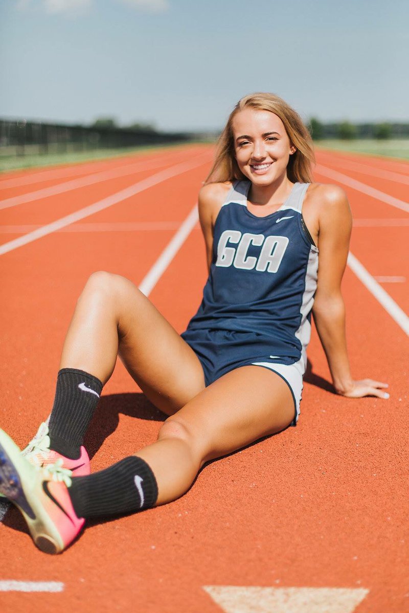 GcaCougarsXC's tweet photo. Senior Spotlight! Anna Simons is GCA’s fastest girl in school history. She holds the record in the 100, 200, 400, &amp; 4x400 relay team. She holds the indoor records of the 200, 300, 400, 600, 800, distance medley &amp; 4x200 relay. One outstanding athlete! @annasimons15 @gca_athletics https://t.co/3jYgnjNekK