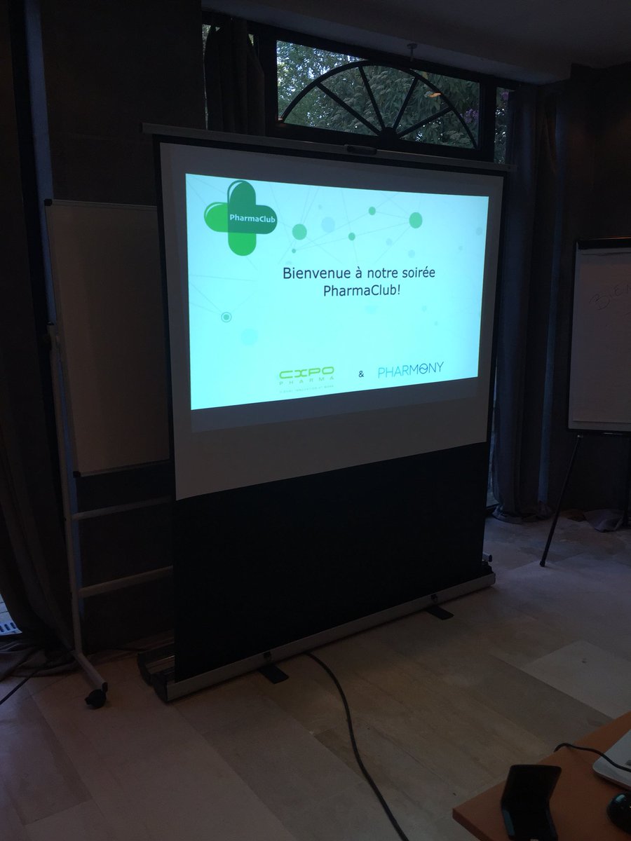 RoxaneCarlozzi's tweet photo. On est prêts ! Lancement des soirées #Pharmaclub @_easypharm #digitalisation de la #pharmacie https://t.co/DuUwSZOUnW