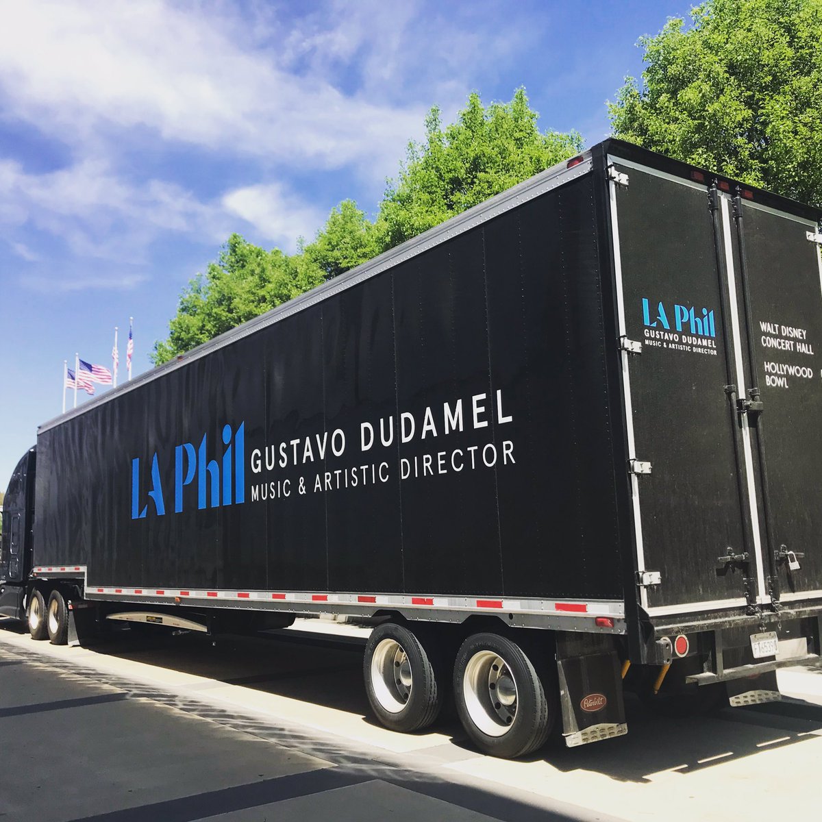 WashPerformArts's tweet photo. This. Is. Happening. #SOEXCITED cc: @LAPhil @GustavoDudamel @kencen 

cc: @ChoralArtsDC @TWChorus @CatholicUMusic https://t.co/d2TFoe1r3U