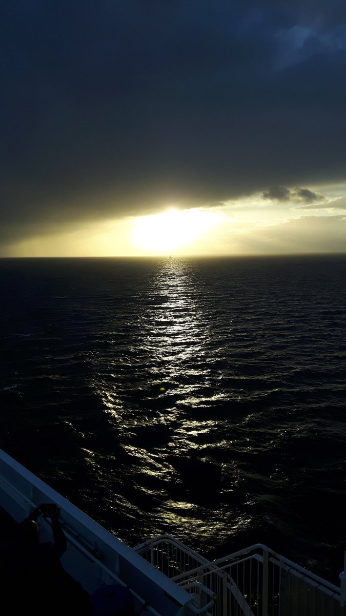 NorthSeaWalk's tweet photo. Aan boord van de Stena Line #NSW218 #vakantiegevoel #Swedenherewecome https://t.co/GNb6CN2OIV