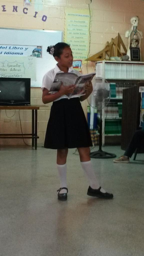 CraAlberto's tweet photo. I Encuentro de niños lectores #SemanaDelLibro @UE_Sanabria @LB_LemusPerez @MPPEDUCACION @elirm18 @prensazees @Geamarabilis https://t.co/l3lQSWd9zc