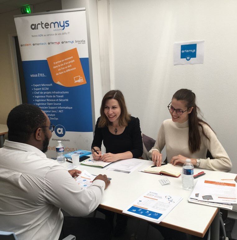 EPSIParis's tweet photo. Merci aux entreprises @ApsideGroupe @Loreal @AltersisInfo @GroupeArtemys @Anetys_FR @ebaclearing, Néo-Soft, NeoSpheres, @SopraSteria_fr  présentes aujourd'hui lors de notre Job Dating ! 
À très bientôt 😁 https://t.co/bKKblReu0G