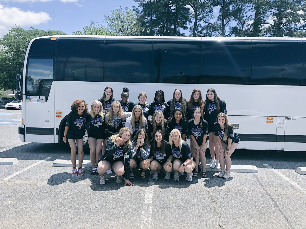 ASHSoftball32's tweet photo. We’ve learned a lot this past week and ready to GO! How about you Trojan fans.. get your mindset right, believe WE can, and get ready for the Hype! #Team34 #BoundforSulphur #DistictRivalMatchUp #NiceGirlsBUT #MakinMemories https://t.co/UDlgCK4C9C