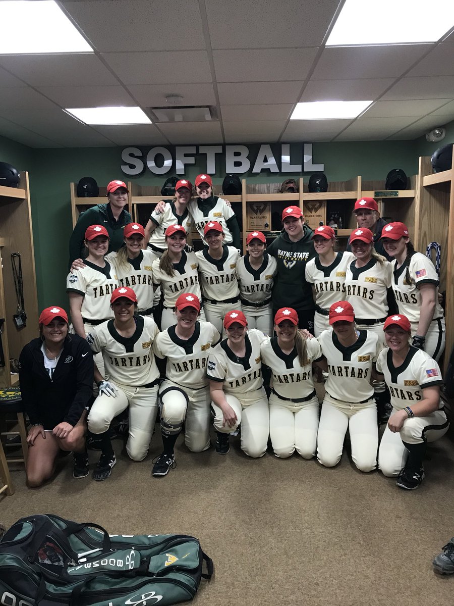 waynestwarriors's tweet photo. We may be from Detroit, but we share a border with Canada and over half of our softball team is Canadian. Today the team will wear #HumboldtStrong hats to show their support. If you want to take one home, visit us for THIS Saturday’s game! All proceeds benefit #humboldtstong https://t.co/Q6r93bu3v4
