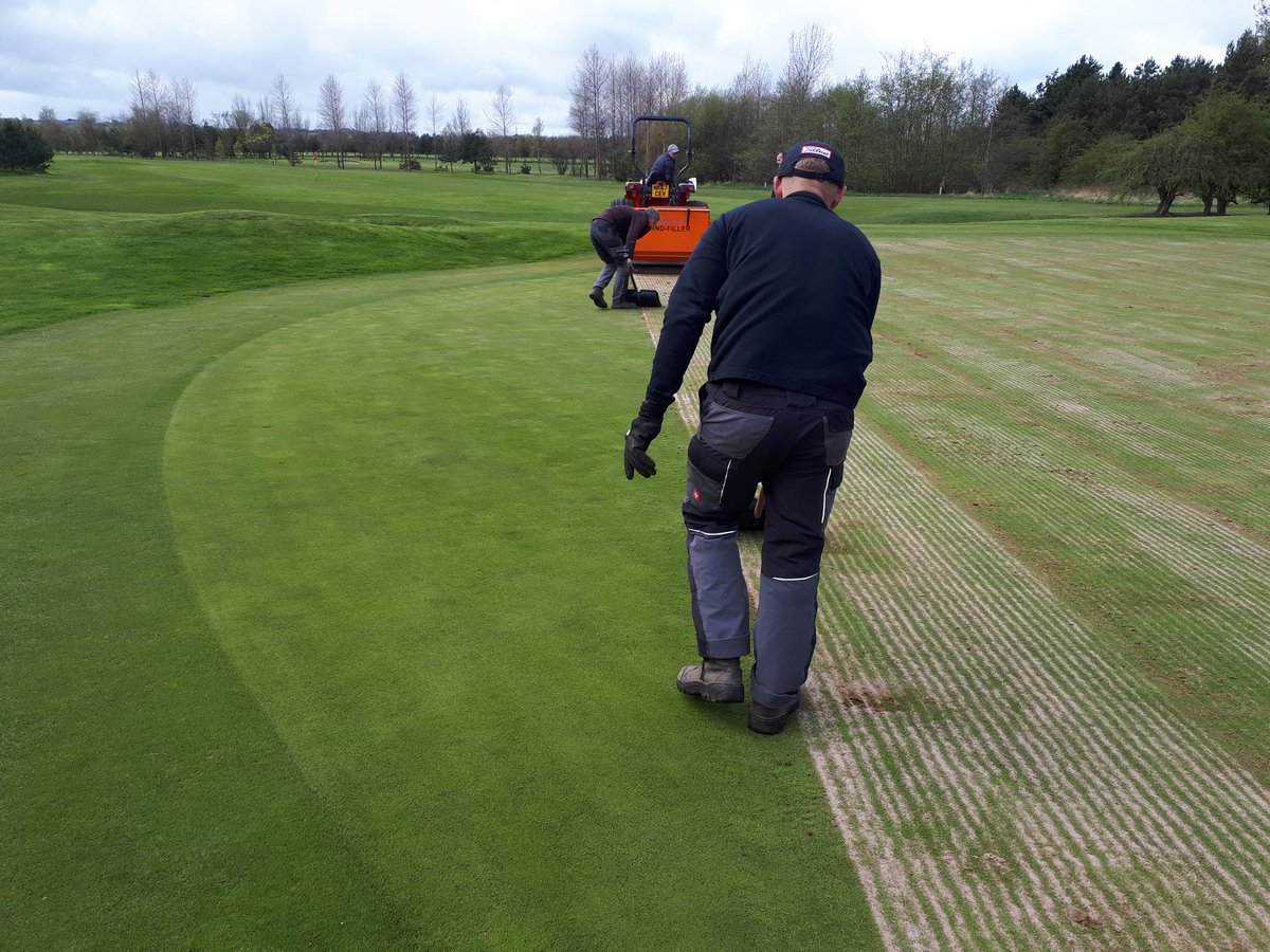 HGreenkeeper's tweet photo. Greens back in play within the hour https://t.co/4hbaBOHpS3