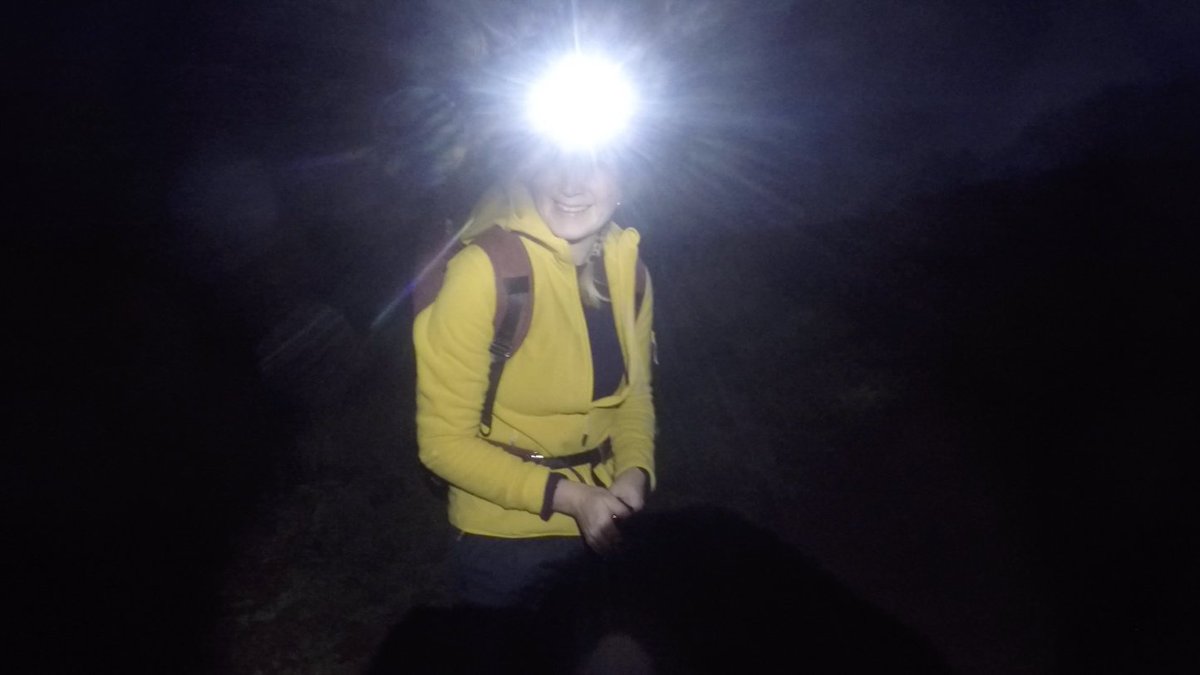 Hannah_outside's tweet image. I basically live in this hoody! Top pick for heading outdoors with, and just noticed it's on sale - #win! ow.ly/HFXh30jGuRI #getoutside #outdoorkit