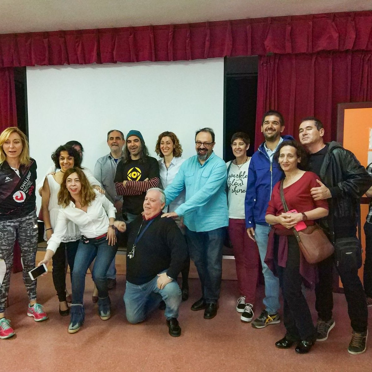 Interesantísima charla informal de los alumnos de informática con <a href="/chemaalonso/">Chema Alonso</a> .