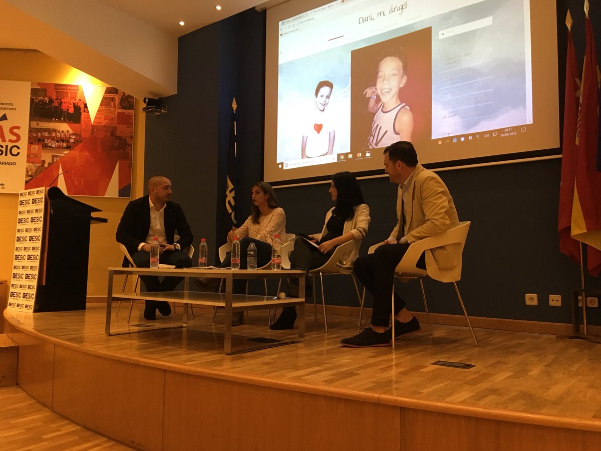 ManuelCMU's tweet photo. Cierre del Voluntariado @Mas_ESIC en @ESICEducation 
Gracias por compartir vuestro día a día con nosotros. Gran labor y experiencia!!
@AsociacionNaps 👏🏼👏🏼👏🏼@danimiangel_es 💪🏼💪🏼💪🏼 https://t.co/r59bKJzcsm