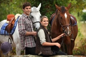 Saddle up and put your helpful pants on! Today is #HelpAHorseDay! 🐴❤️ Check out ideas how you can help: bit.ly/2r1GMxu #AnimalLover #ThoughtfulThursday