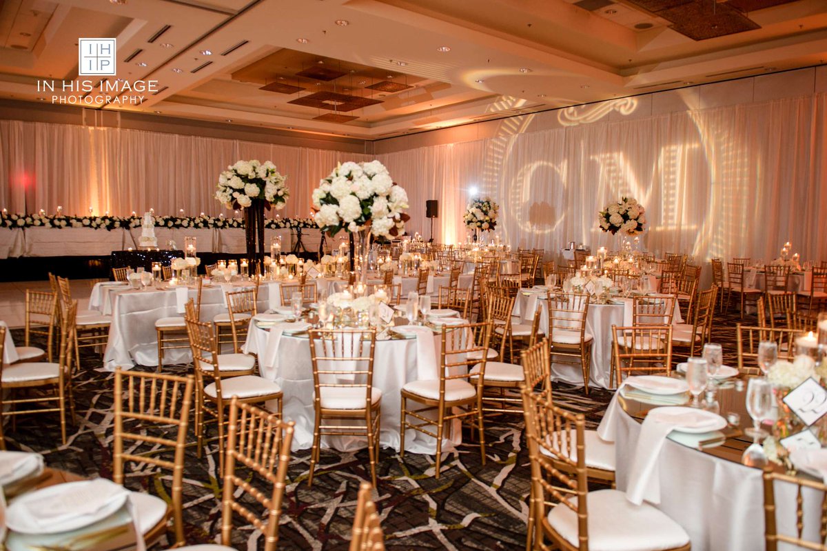 RaleighMarriott's tweet photo. It's Spring and Love is In The Air! Let us help you plan a wedding as unique as you are. We'd love to show you our beautiful event spaces! Call us to set up an appointment:) 919.227.3892 @raleighmarriott #weddings #ncbrides https://t.co/hWhNLBFaac