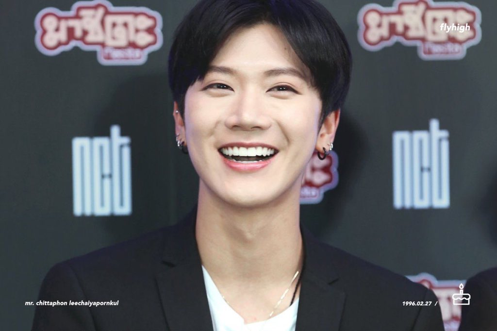 sm really likes keeping that same visual in their groups : nct ten, suju yesung, shinee key(i SWEAR there were pictures where they looked nearly identical)