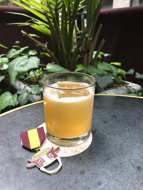 babiesNstuff's tweet photo. #Bohanans Bar has #cocktails & #medals like this limited edition, #GOLDRUSH made with fresh Lemon Juice, Honey Syrup, Bourbon. #fundraiser #HoustonStCharities #helpingchildren #SATX https://t.co/SOSXwcisRr https://t.co/nmbcsJRfPH