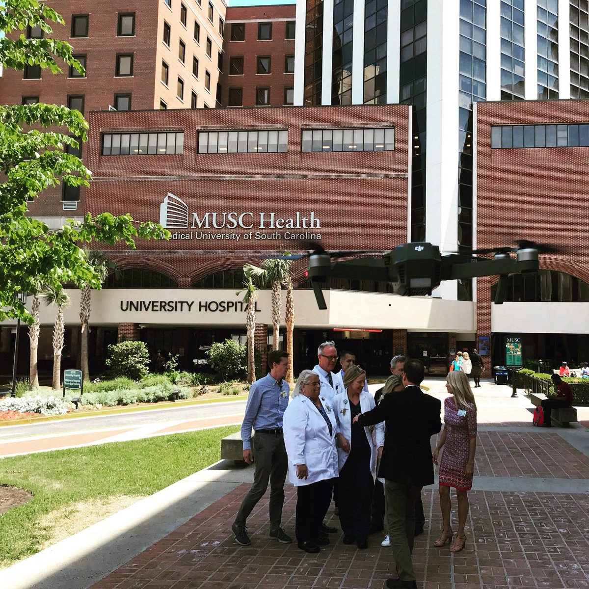 MUSCInnovators's tweet photo. Sneak preview: Apple Watch study initiated by these amazing research scientists. Spot the drone?#HealthcareIT @MUSChealth @musclibrary @MUSC_TechStore @MUSC_News @Catalyst_MUSC https://t.co/lVQrWYqBWF